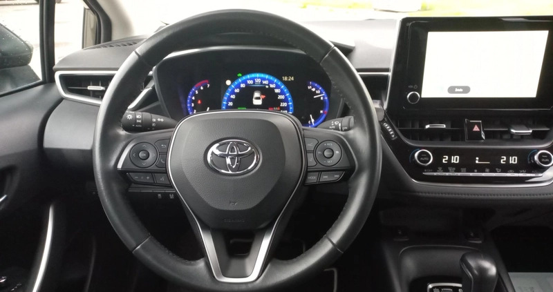 Toyota Corolla cena 99900 przebieg: 37593, rok produkcji 2022 z Kozienice małe 172